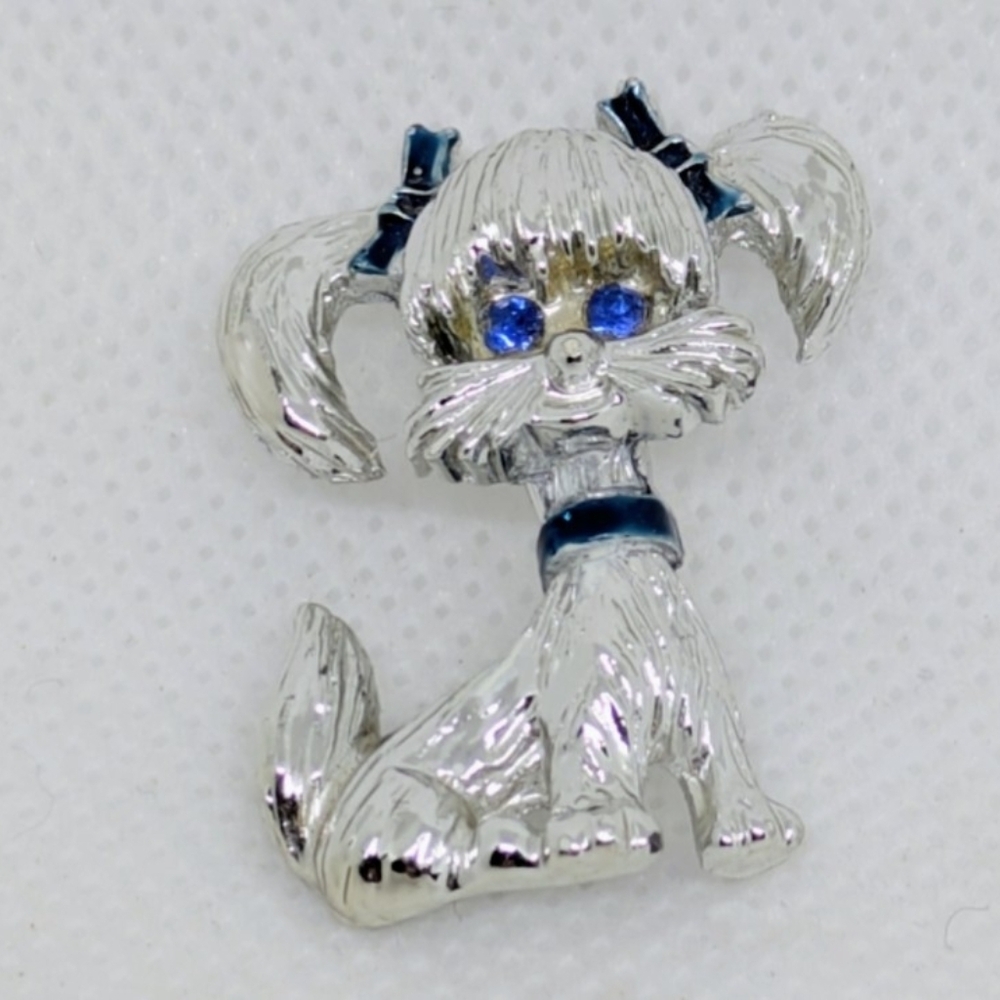 Adorable Vintage Dog Brooch Silver Tone Blue Rhinestone Accents Puppy Poodle